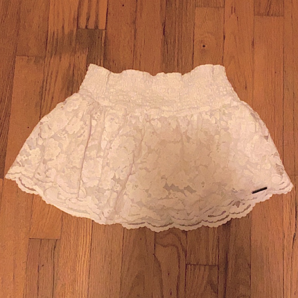 Abercrombie & Fitch mini skirt lace flowy